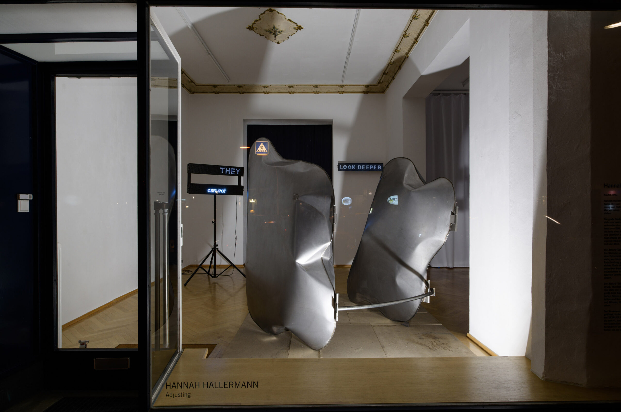 Hannah-Hallermann-Sexauer-Showroom