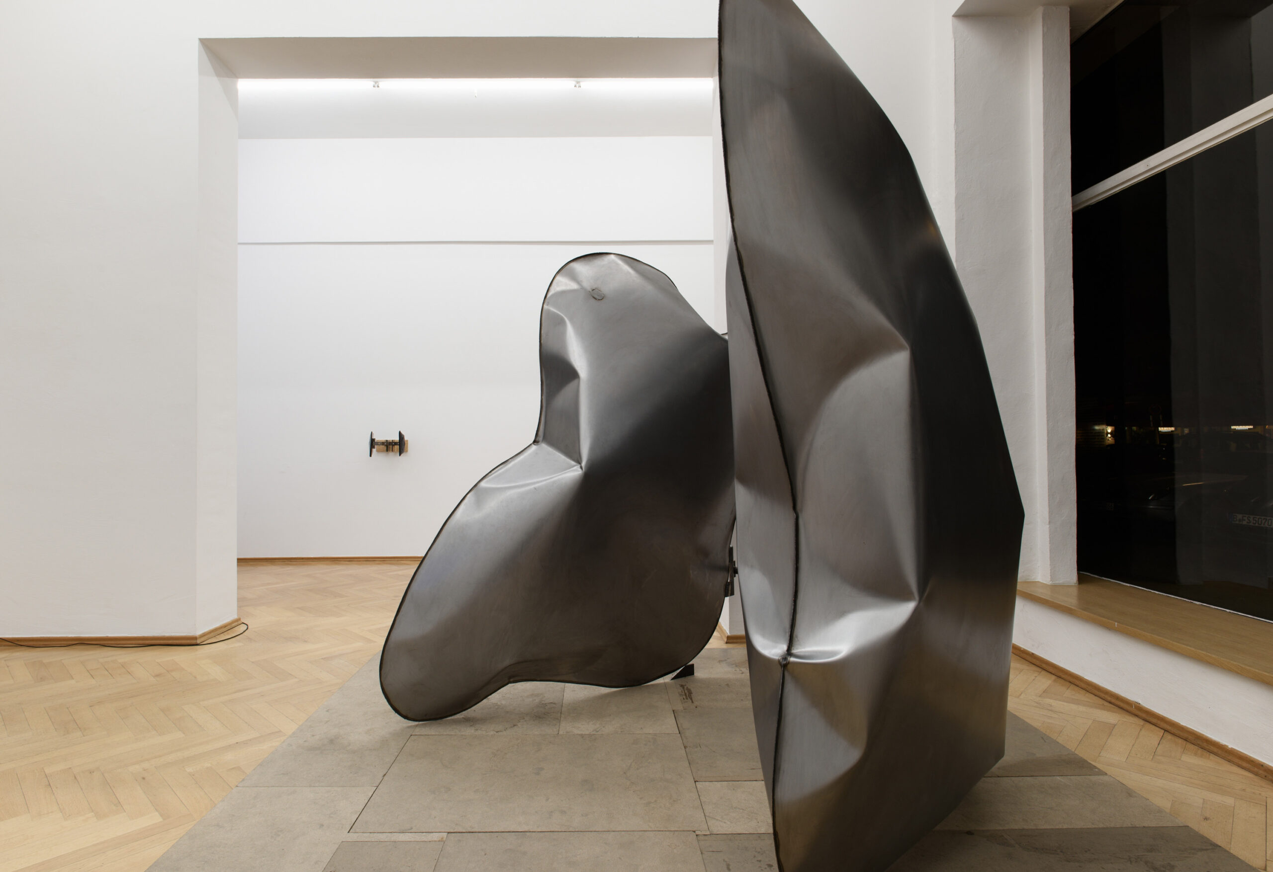 Hannah-Hallermann-Sexauer-Showroom
