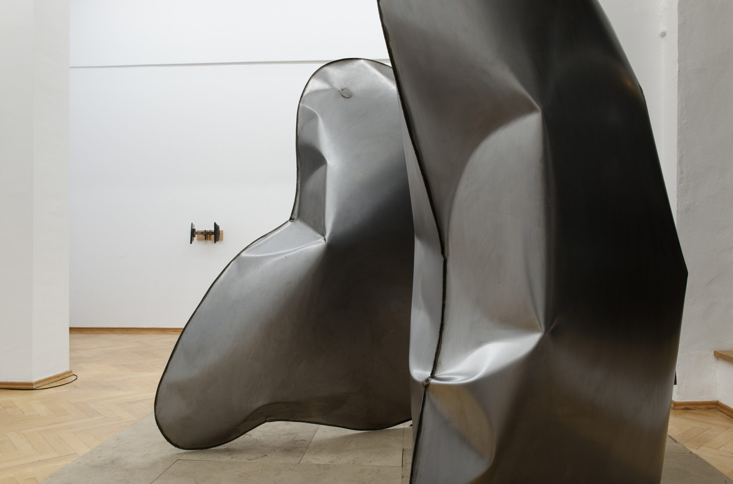 Hannah-Hallermann-Sexauer-Showroom